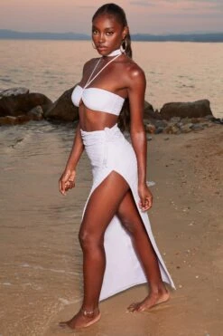 Halter Neck Crochet Crop Top In Lilac 17 Halter Neck Crochet Crop Top In Lilac -Glam Dress Store 4382 4286 11 golden glow lilac halter neck top 2