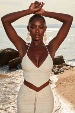 Crochet Plunge Neck Crop Top In Ivory