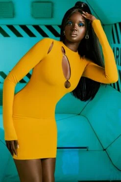 Cut Out Long Sleeve Dress In Yellow