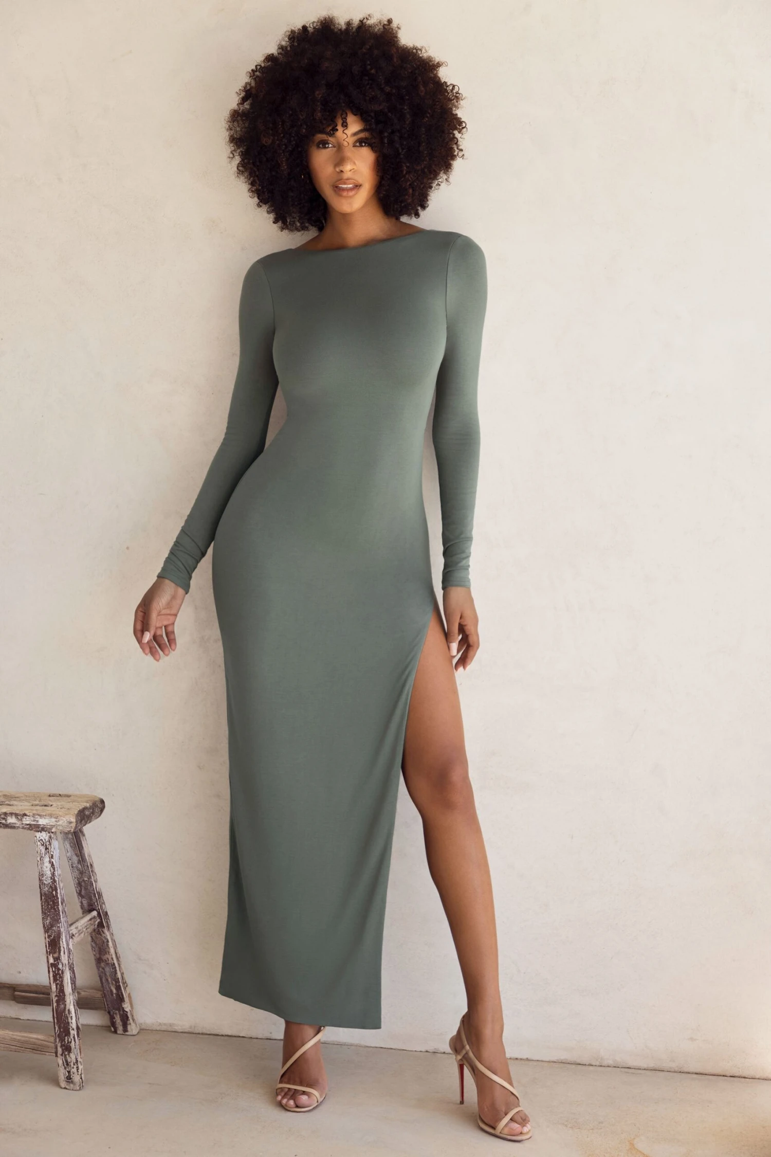 Long Sleeve Backless Maxi Dress In Green 8 Long Sleeve Backless Maxi Dress In Green - Image 6