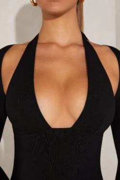 Long Sleeve Plunge Neck Maxi Dress In Black 14 Long Sleeve Plunge Neck Maxi Dress In Black -Glam Dress Store 5607 8 Black Maxi Dress With Split