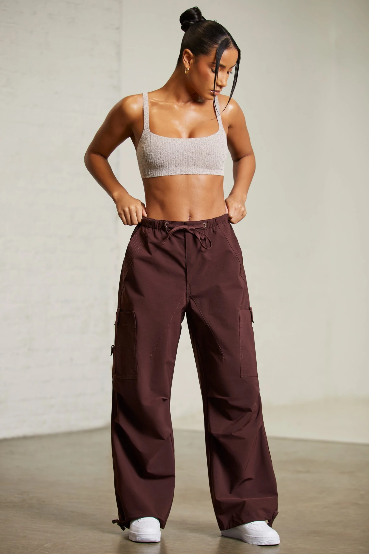Wide Leg Cargo Trousers In Brown 8 Wide Leg Cargo Trousers In Brown - Image 6